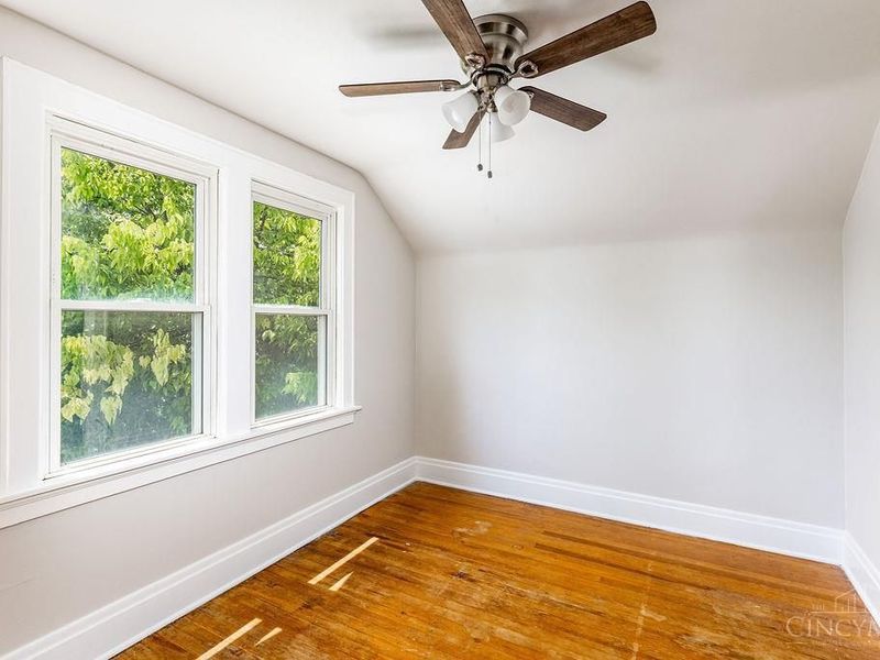 3545 Meadow Avenue, Cheviot, OH 45211 Photo 25