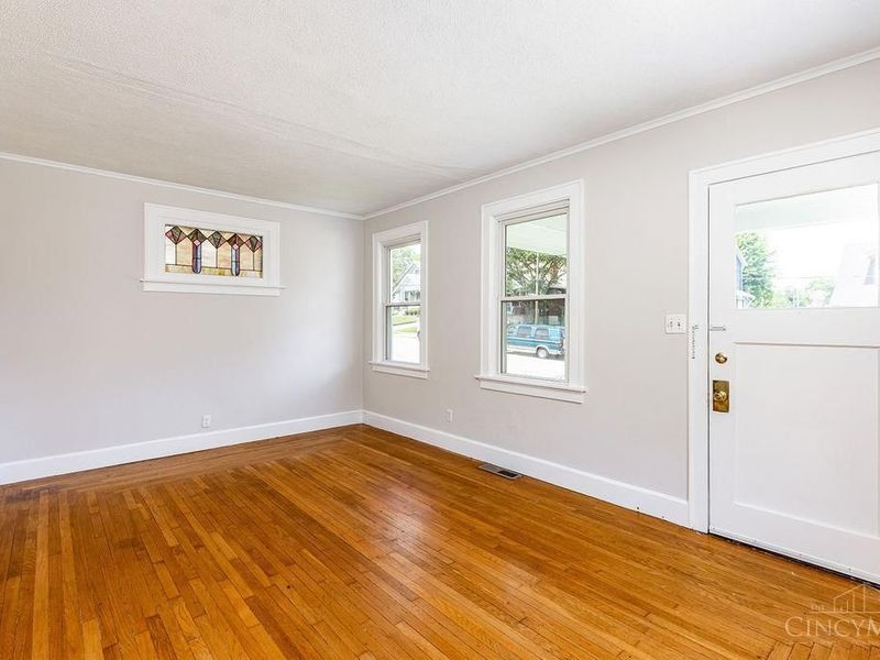 3545 Meadow Avenue, Cheviot, OH 45211 Photo 5
