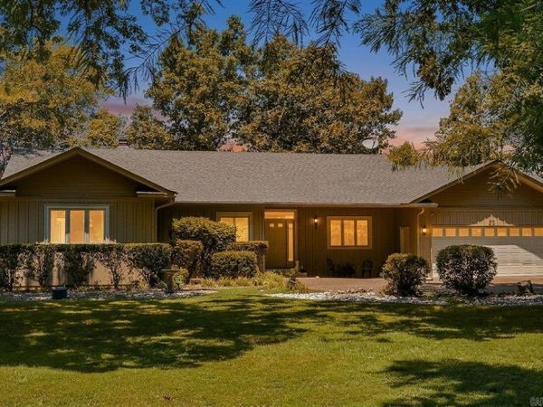 50 Marinero Way, Hot Springs Village, AR 71909