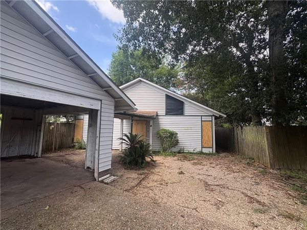 15649 SPRINGWOOD Avenue , St George, LA 70817