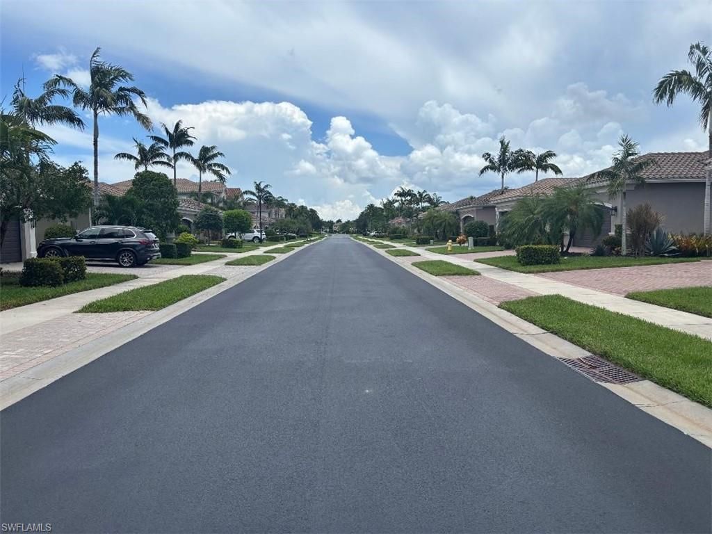 13644 Mandarin Cir, Naples, FL 34109 Photo