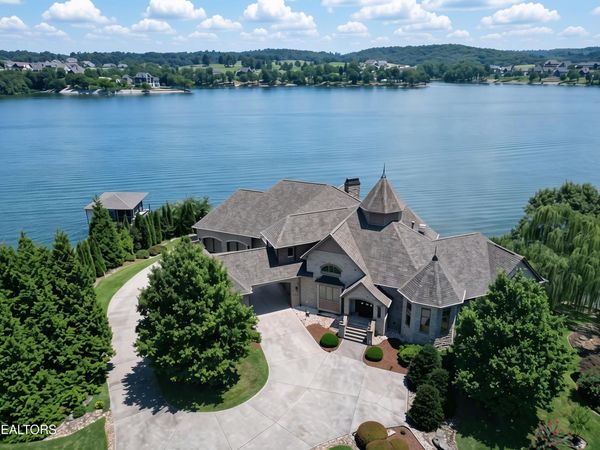 410 Cayuga Drive, Loudon, TN 37774