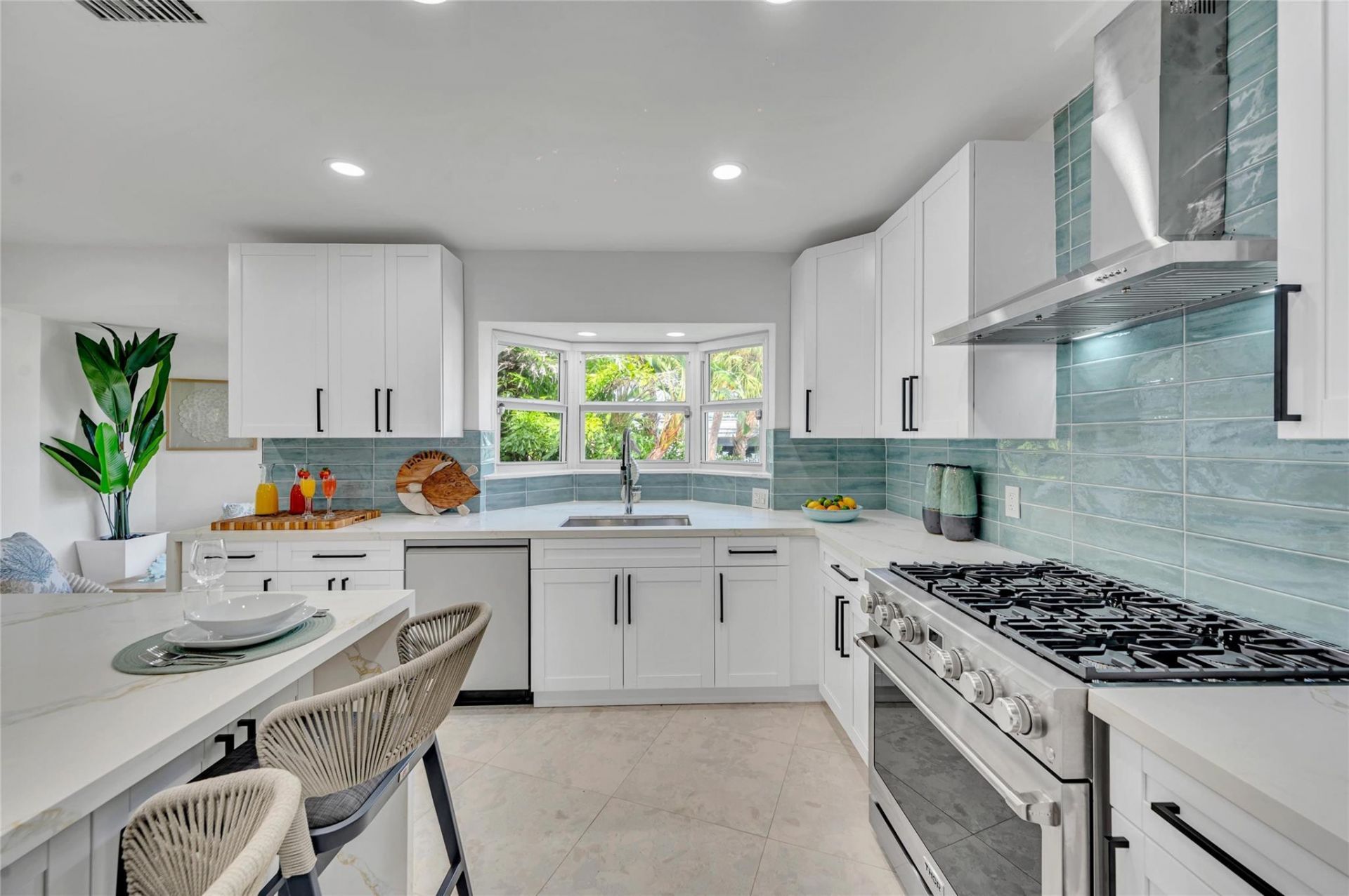 1700 Marietta Drive, Fort Lauderdale, FL 33316 Photo
