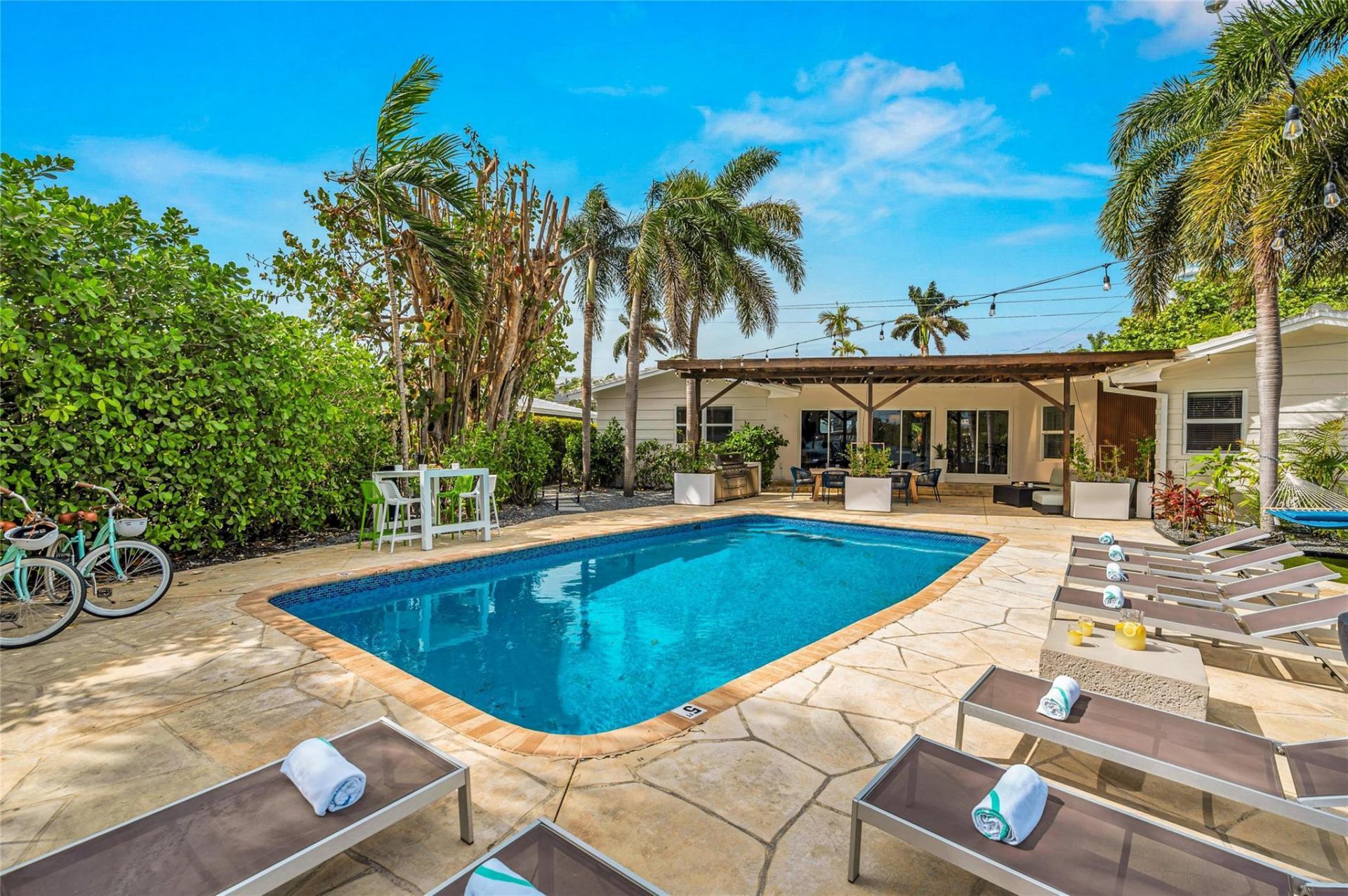 1700 Marietta Drive, Fort Lauderdale, FL 33316 Photo