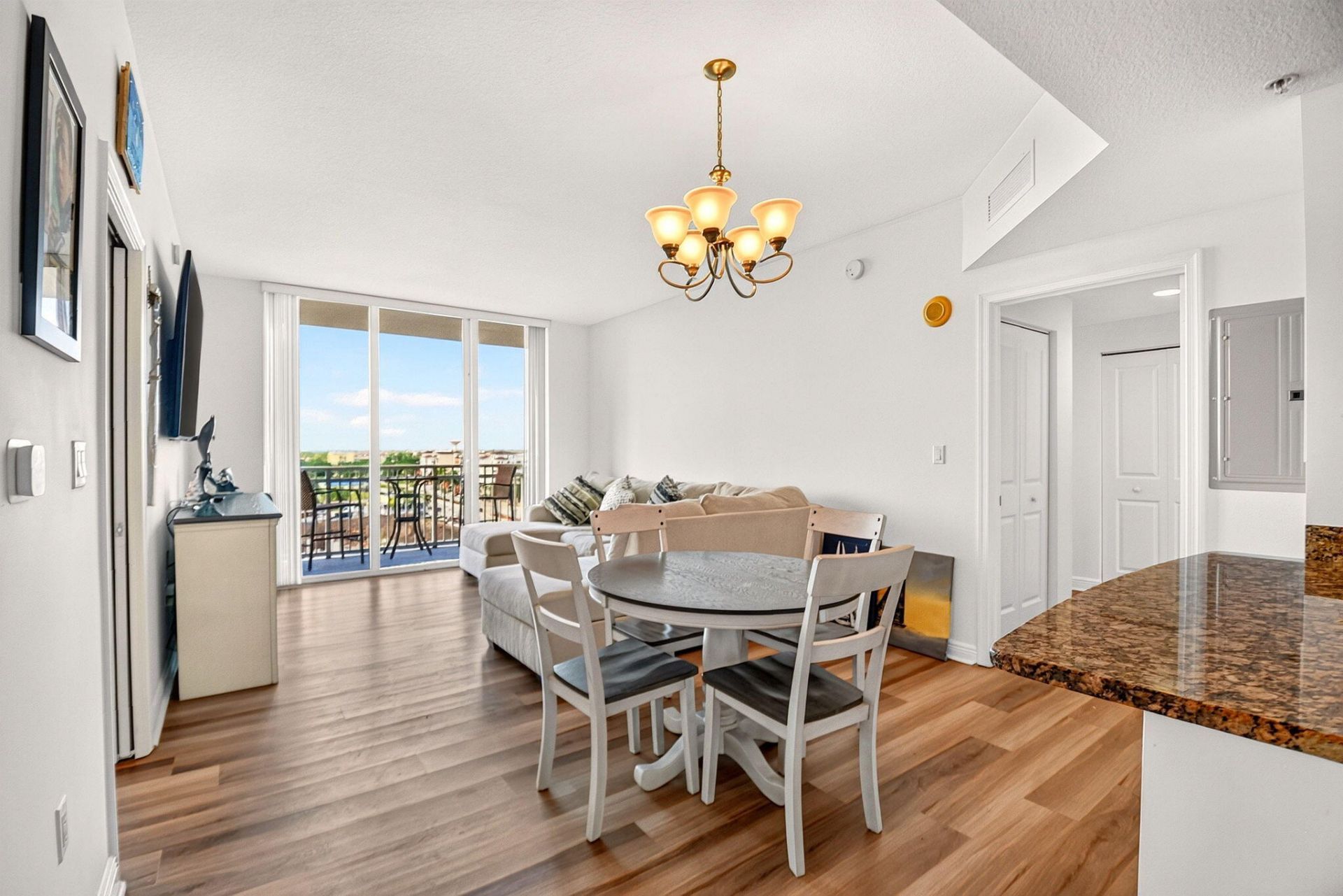 350 N Federal Highway, Unit 813, Boynton Beach, FL 33435 Photo
