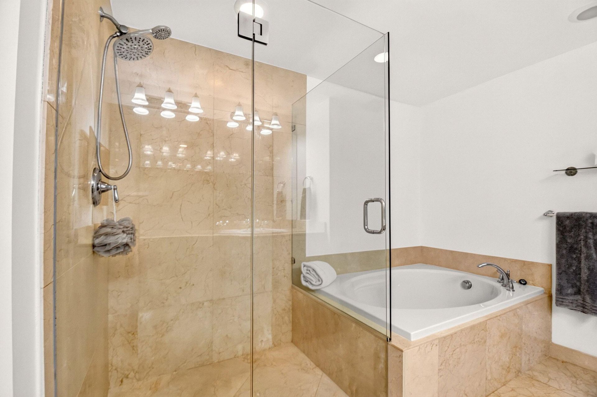 350 N Federal Highway, Unit 813, Boynton Beach, FL 33435 Photo