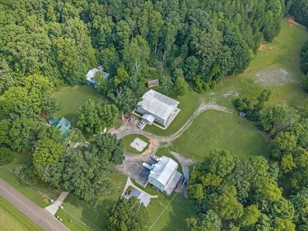 355359 County Road 475 , Etowah, TN 37331