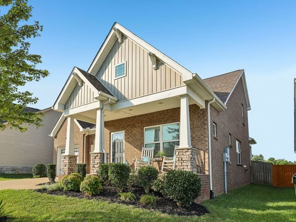 1319 Coates Ln , Gallatin, TN 37066