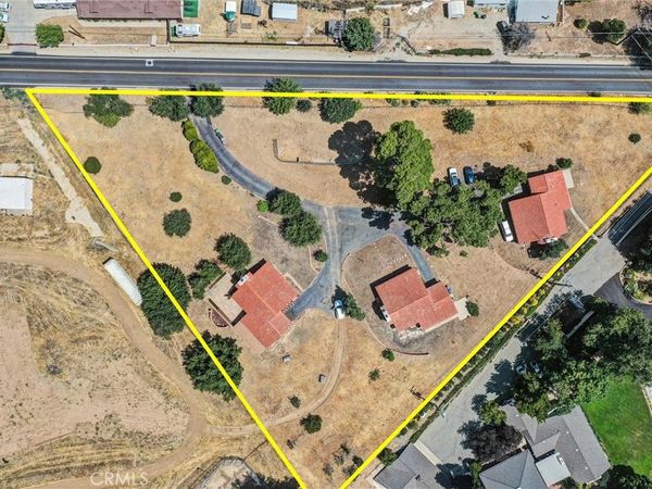 9385 Oak Glen Road, Cherry Valley, CA 92223