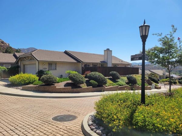 1285 Buttonwood Ct, El Cajon, CA 92019