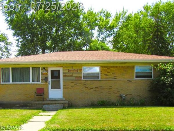 24503 Campbell Avenue, Warren, MI 48089