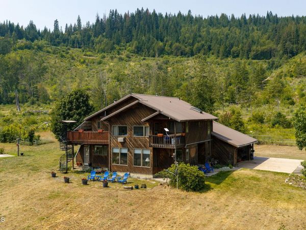 6734 W Sturgeon RD , Rathdrum, ID 83858
