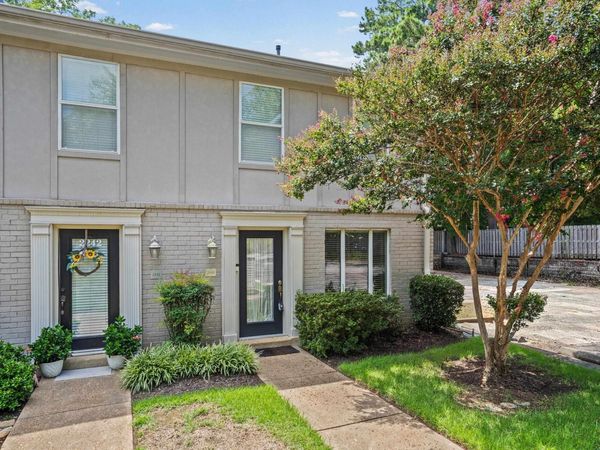 2240 GERMANTOWN SQ, Germantown, TN 38138
