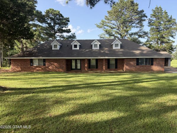15754 Mississippi 397, Louisville, MS 39339