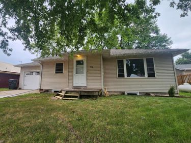 514 7th Avenue SE, Pipestone, MN 56164