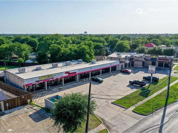 1108 W Pioneer Drive , Unit 9, Irving, TX 75061
