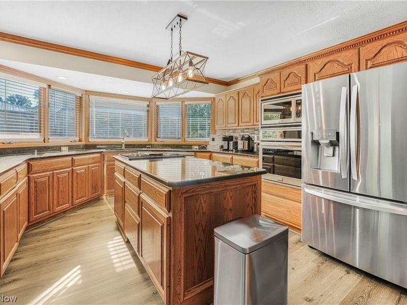 2057 Overcrest Street, Alliance, OH 44601 Photo 14