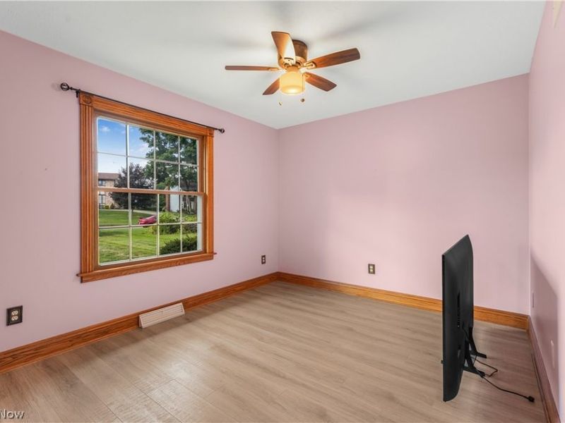 2057 Overcrest Street, Alliance, OH 44601 Photo 18