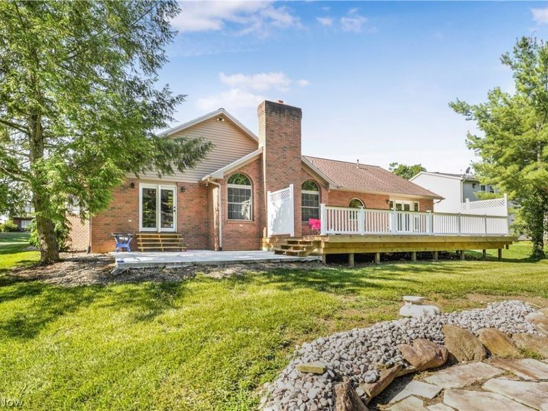 2057 Overcrest Street, Alliance, OH 44601 Photo 4