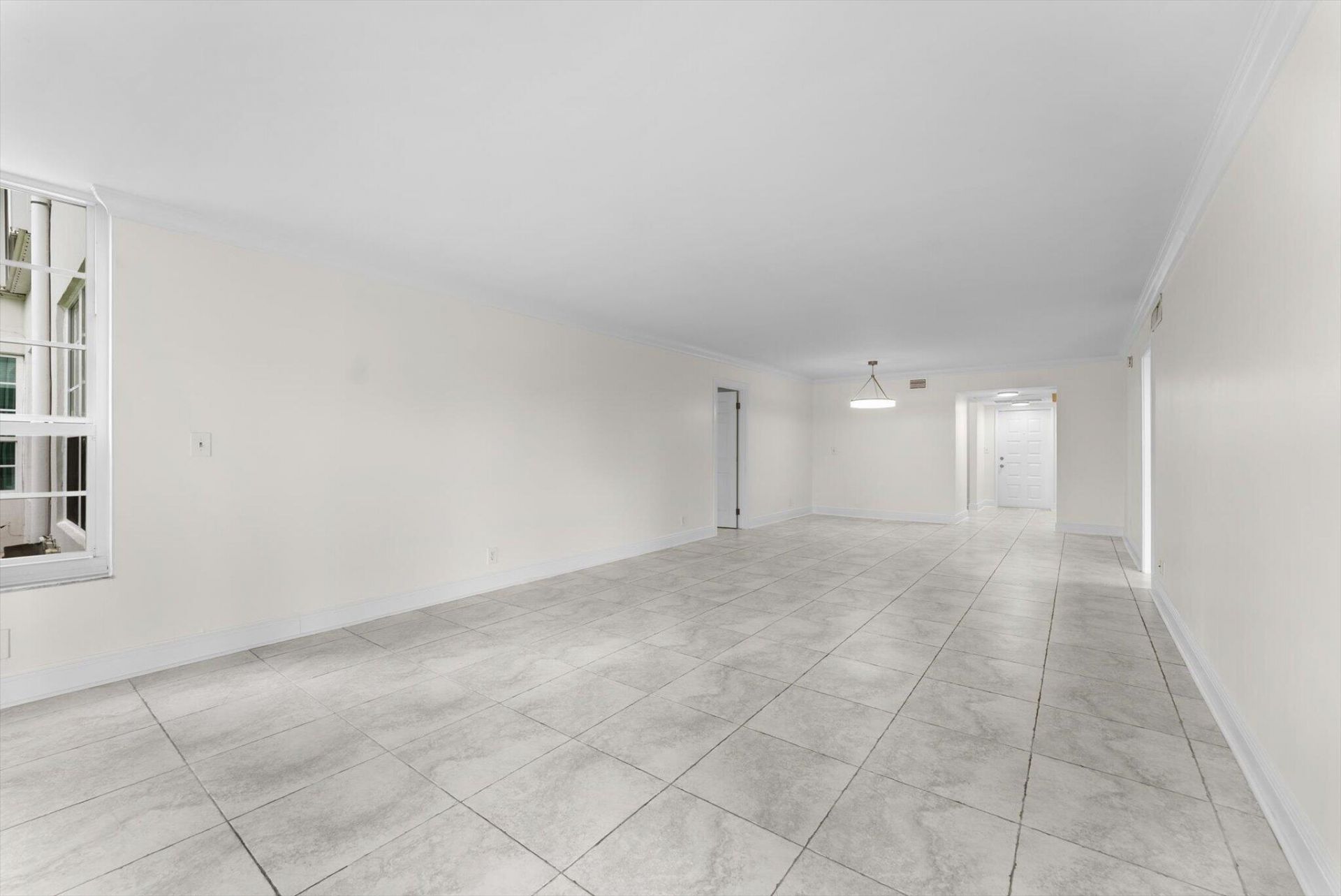 4240 Oaks Terrace, Unit 103, Pompano Beach, FL 33069 Photo