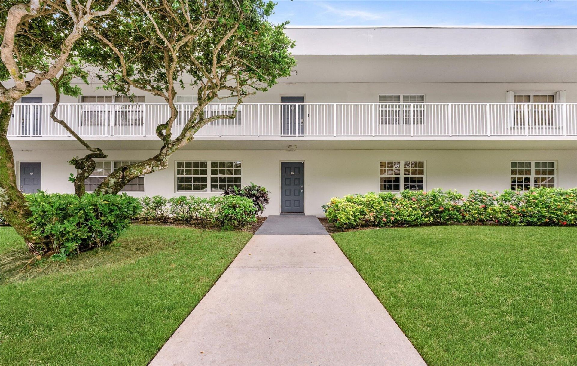 4240 Oaks Terrace, Unit 103, Pompano Beach, FL 33069 Photo