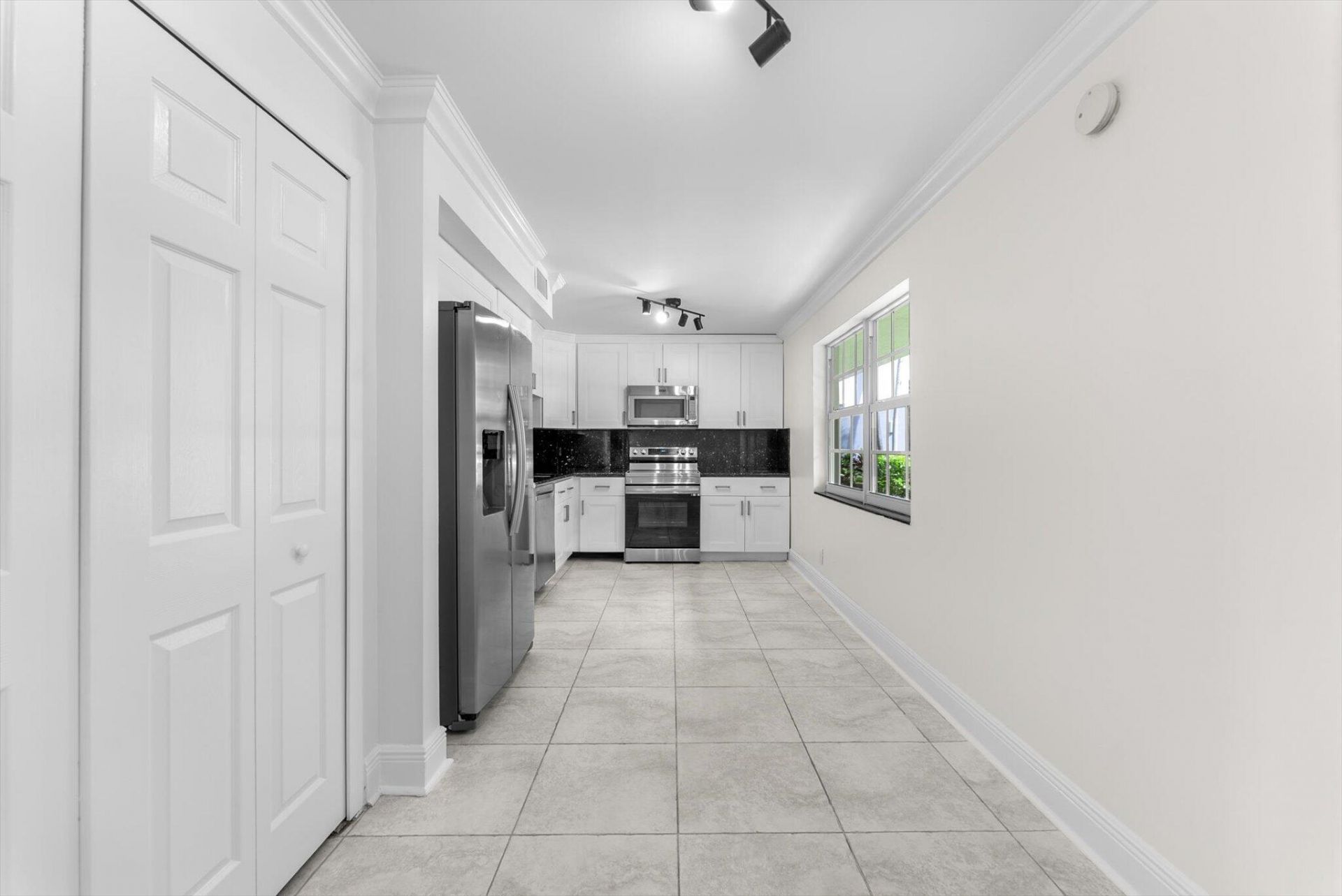 4240 Oaks Terrace, Unit 103, Pompano Beach, FL 33069 Photo