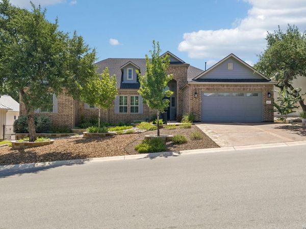 808 DANCING OAK LN, San Marcos, TX 78666