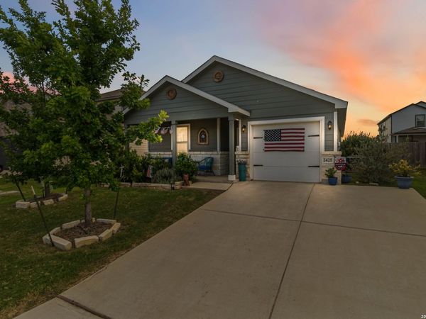 2425 Ayers Dr, San Antonio, TX 78155