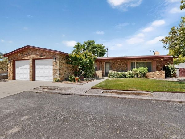 3709 Valerie Place NE, Albuquerque, NM 87111