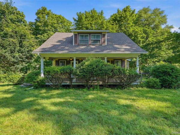 1746 Horton Road , Mohegan Lake, NY 10547