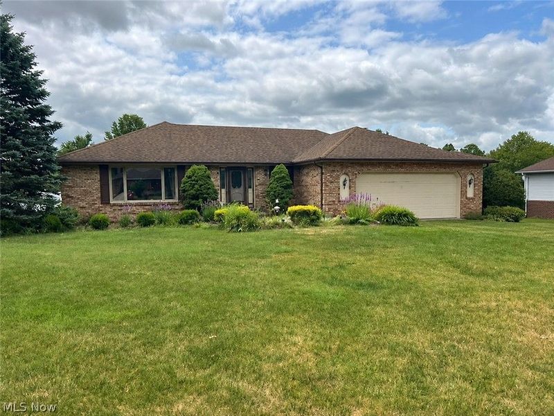 9761 Applewood Drive, North Royalton, OH 44133 Photo 1