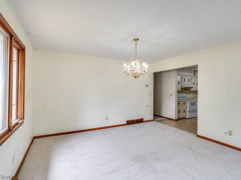 9761 Applewood Drive, North Royalton, OH 44133 Photo 11