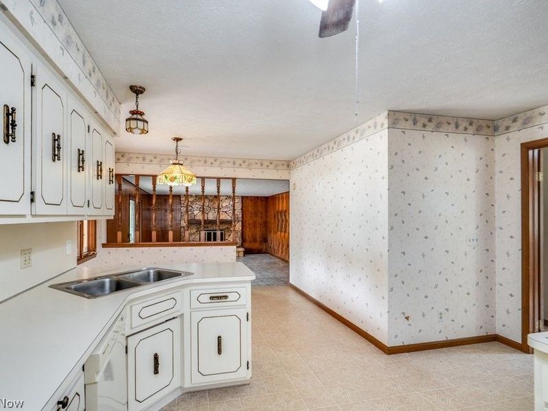 9761 Applewood Drive, North Royalton, OH 44133 Photo 17