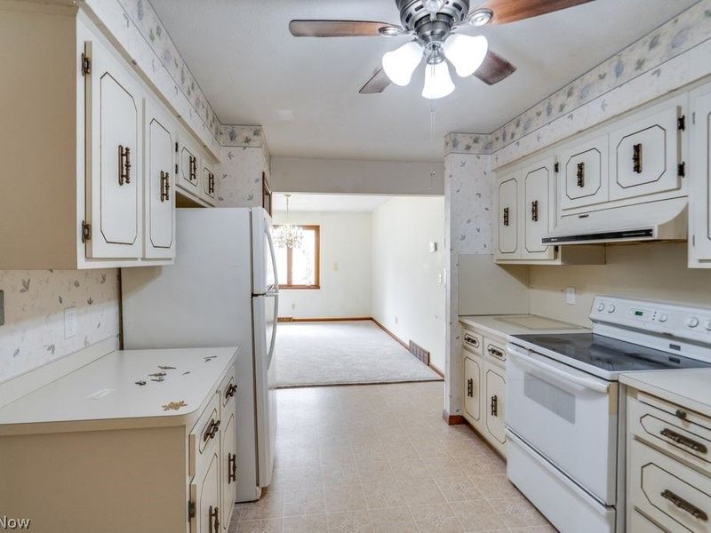 9761 Applewood Drive, North Royalton, OH 44133 Photo 19