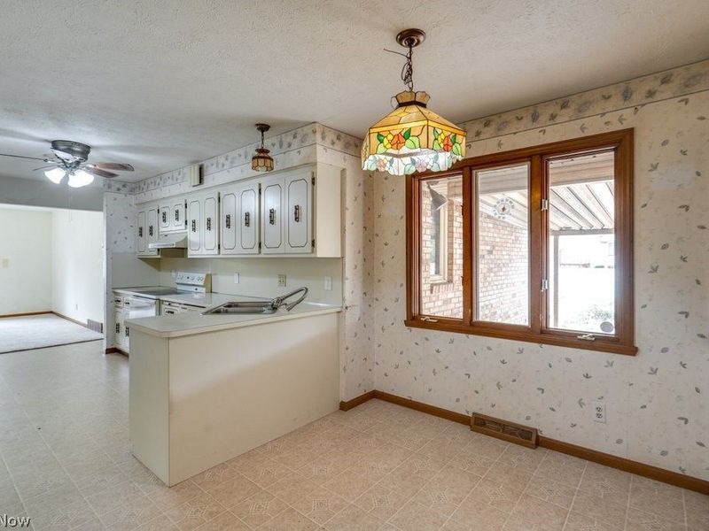 9761 Applewood Drive, North Royalton, OH 44133 Photo 21