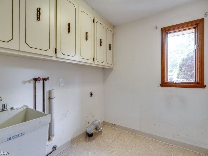 9761 Applewood Drive, North Royalton, OH 44133 Photo 7