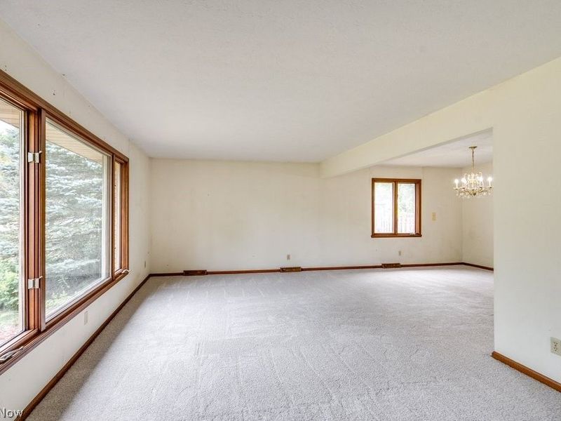 9761 Applewood Drive, North Royalton, OH 44133 Photo 8