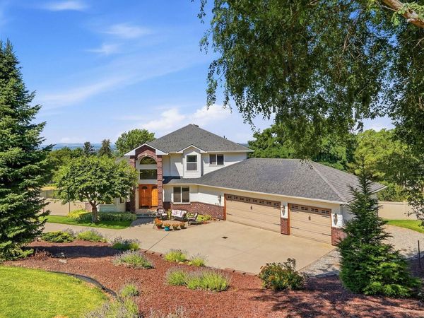 6022 S Dearborn Rd, Spokane, WA 99223