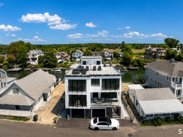 2268 Fairfield Beach, Fairfield, CT 06824