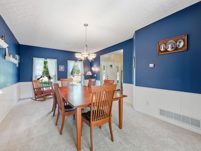 3193 Walkerview Drive , Hilliard, OH 43026 Photo 8