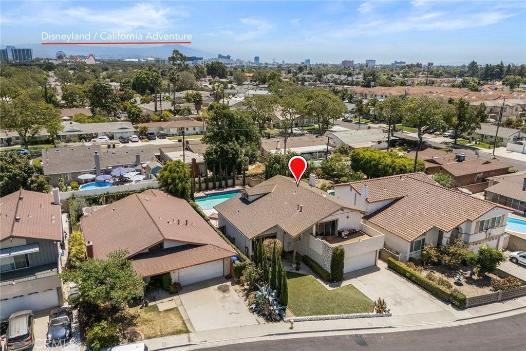 1700 S Carnelian Street, Anaheim, CA 92802 Main Photo