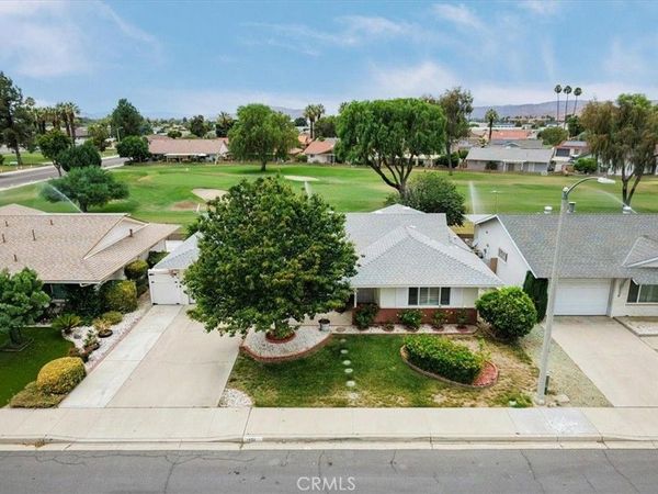 451 Olympia, Hemet, CA 92543