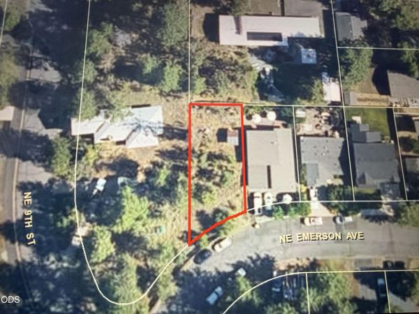 914 NE Emerson Avenue, Bend, OR 97701