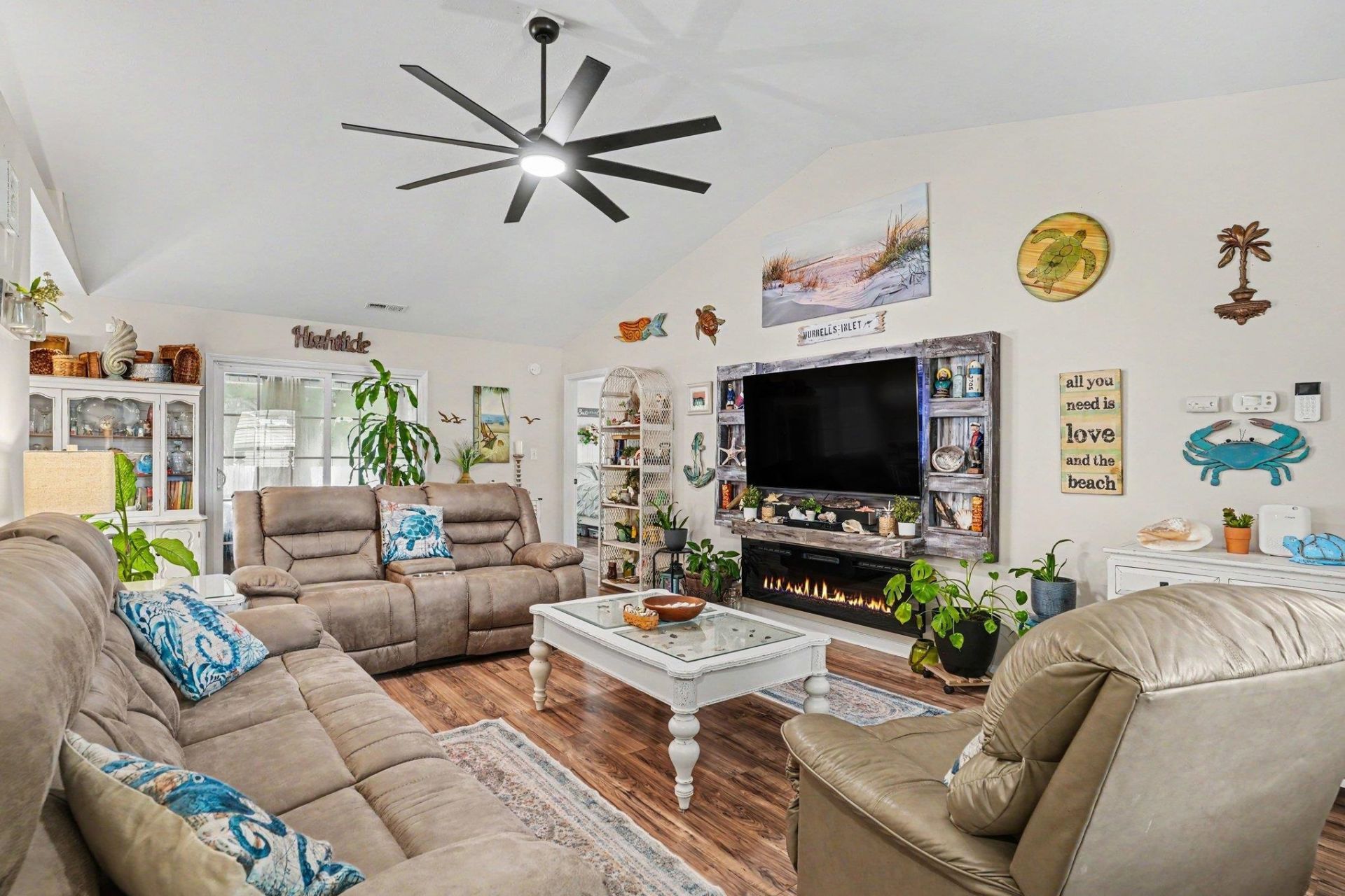 9788 Conifer Ln. Photo 12