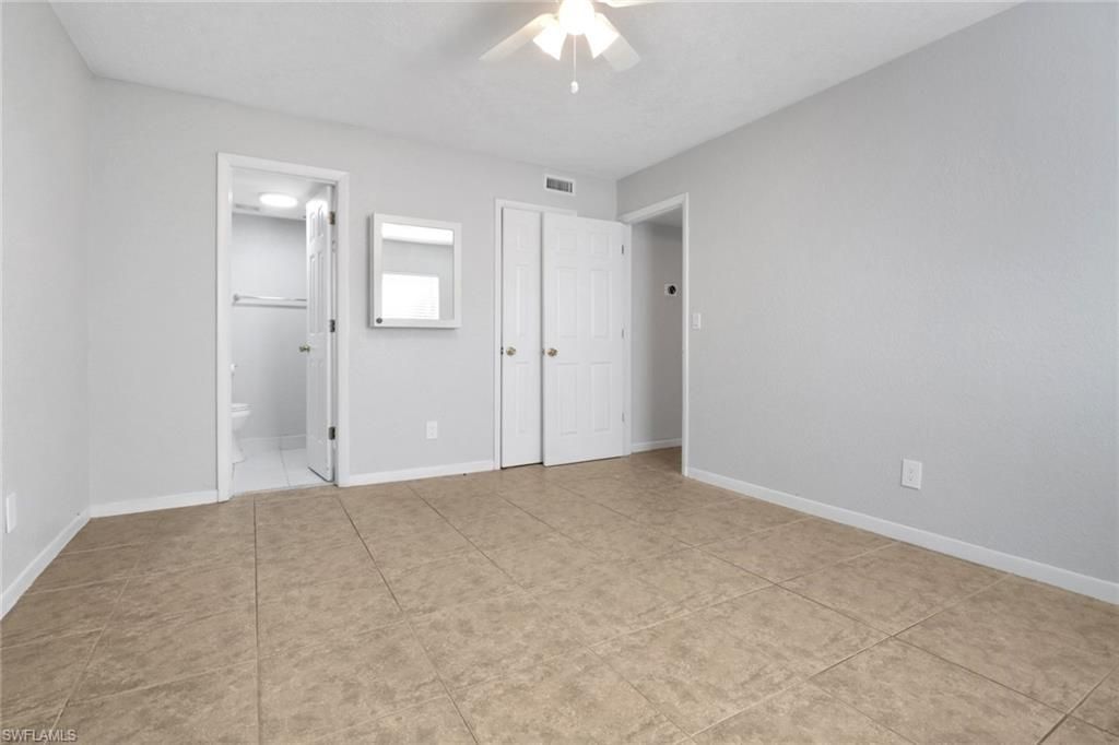 4635 Bayshore Dr , Unit P4, Naples, FL 34112 Photo