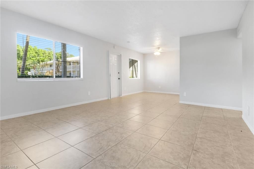 4635 Bayshore Dr , Unit P4, Naples, FL 34112 Photo