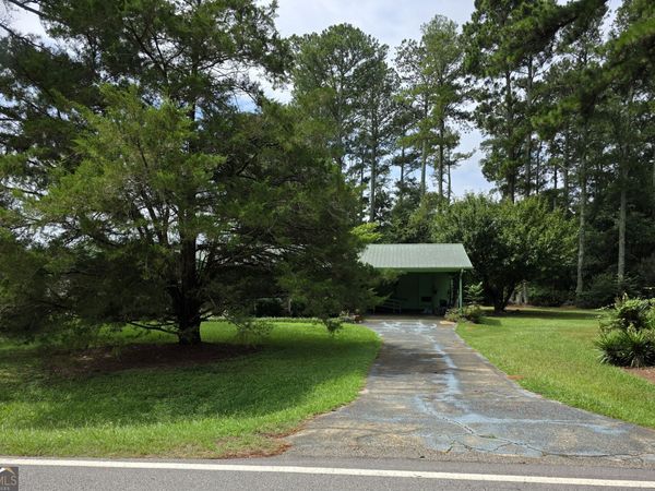 1215 Glenn Carrie Road, Hull, GA 30646