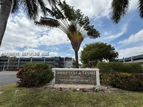 7797 Golf Cir Dr , Unit 102, Margate, FL 33063