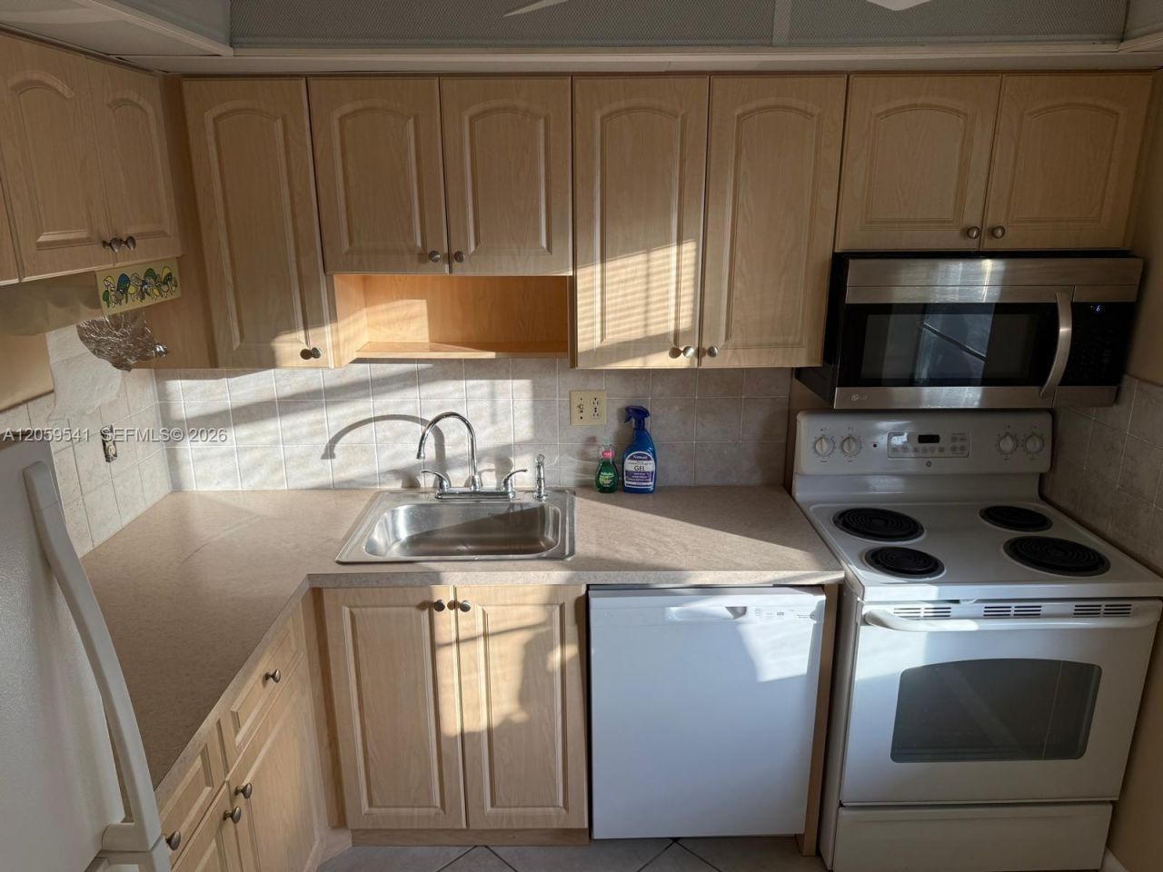 7797 Golf Cir Dr, Unit 102, Margate, FL 33063 Photo