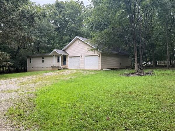 150 Mezzo LN , Poplar Bluff, MO 63901